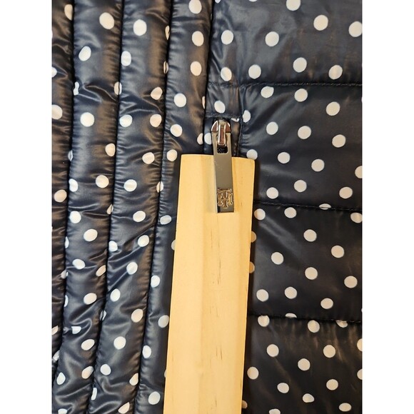 Tommy Hilfiger‎ Women's Lightweight Packable Puffer Vest Size M Navy White Dots - Picture 2 of 12